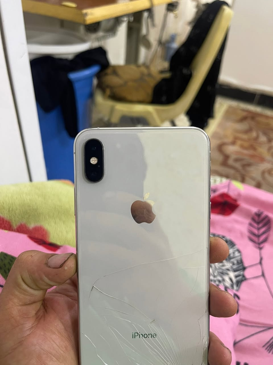 سلام عليكم جهاز اكس ماكس  سعره ١٠٠الف وبي مجال مكاني البياع. ***********
