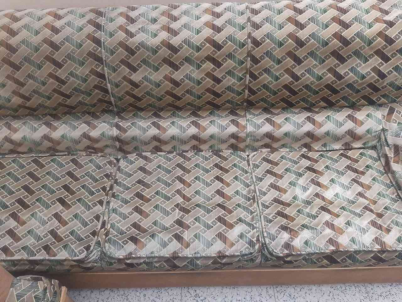 السلام عليكم طخم قنفات عشرة مقاعد للبيع


**إذا كنت صاحب هذا الإعلان وتريد حذفه لأي سبب، رجاءا أرسل رسالة إلى الدعم الفني**