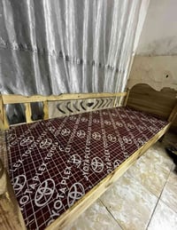 جرباية نفر • خشب • ١٩٠×٨٠سم