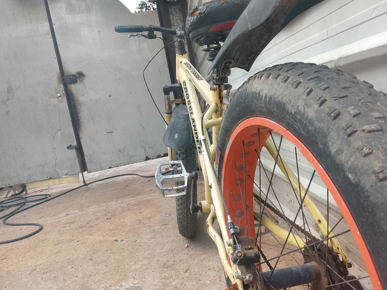 بايسكل جبلي همر لبيع السعر 60 الف وا بي مجال


**إذا كنت صاحب هذا الإعلان وتريد حذفه لأي سبب، رجاءا أرسل رسالة إلى الدعم الفني**