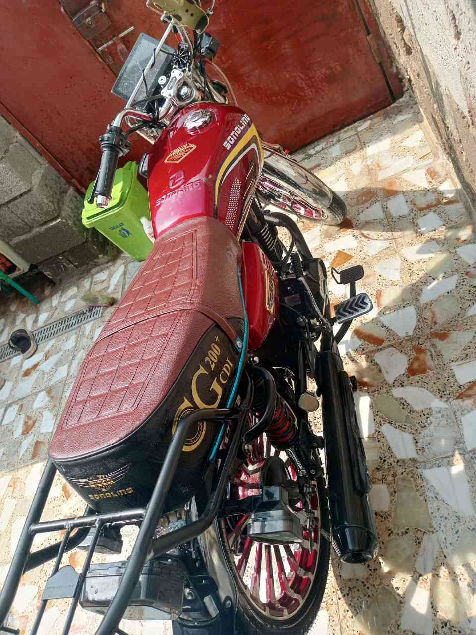 السلام عليكم ، سولنك 2026 أستخدام 3 أشهر السعر 800 وبيها مجال بسيط 
بغداد م الصدر ***********
