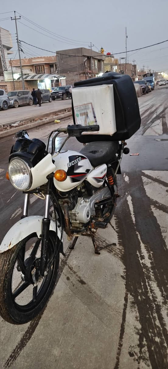 أوراقها ضايعه عندي مكاتبة الوكيل 
يرادلها ترتيبات مكينتها بيها بخار 
السعر 500 وبيها مجال 
مكاني حلة مركز
***********
