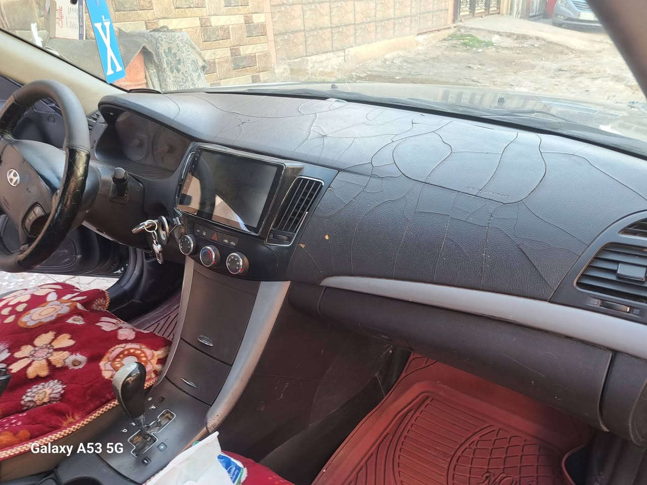 السلام عليكم ...
للبيع سوناتا موديل ٢٠٠٨ محدث ٢٠٠٩ الشكل المقدس ( غاز - بنزين )
- اللون أسود
- رقم أربيل .. السنويه ساقطة ٢٠٢٥ .
- وارد كوري 
- محرك ٢٠٠٠ دوش مبدل على إيدي 
- التبريد ' تدفئة  جيد جدا" أيضا" مبدل على إيدي 
- شاشه ديجيتل 
- كاميرا خلفية 
- مري شفط ام الإشاره 
- الحدادية جيدة 
- ويل كب والتايرات جيدة 
- سنتر لوك 
- ضربتها الجاملغ الخلفي جهة السائق معدل   
   ومصبوغ 
- بيها جراد قليل بالجاملغ الأمامي والبنيد
- الكير مبدله على إيدي وبيه فطر صغير وملحوم
- شادلها منظومة غاز على إيدي 
- السعر (٧٥$) وبيها مجال للشراي 
- المداور وتبديل السنويه على الشاري 
- العنوان بابل / شارع ٨٠ 
- موبايل ***********
