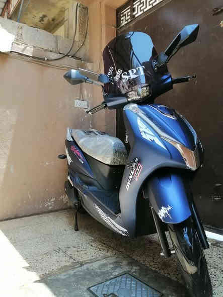 سلام عليكم 
للبيع ماطور شحن 
اللتره ملف ١٨٠٠
ماطور كلش نضيف
وجديد صارلو ٤اشهر 
اله طياره سرعتو ٦٠
وعالي يعني ضخم
سعرو بلاش 
سعر ٨٠٠وبي مجال 
***********هذه الرقم 
اي ستفسار خبر او خاصص
