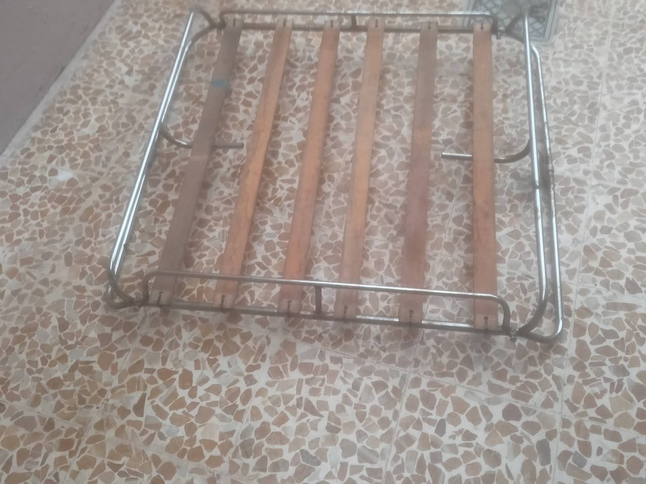 سيباي البيع ترهم عل جميع السيارت مصير عل سيكي يعزله اضان السعر 10 ستفسار عل رقم ***********
