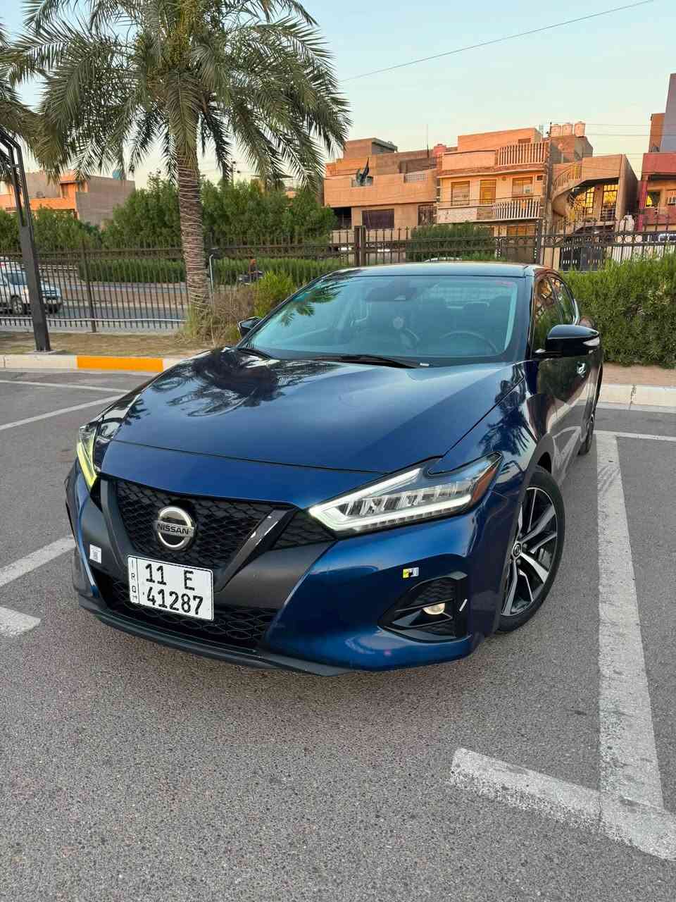 مكسيما موديل ٢٠٢٢ 
بيع مستعجل 135 $
حادث بنيد بارد مرجعي 
وبيها صبغ جنطه وجاملغ خلفي بالعراق 
كفالة شواصي ولغد 
سياره قطعتين صبغ فقط 
كير ومحرك كفاله 
ماشية ٦٠ الف ميل 
تخم تاير جديد 
سيارة باسمي رقم جديد ثاني يوم تحويل 

بغداد سيدية ***********
