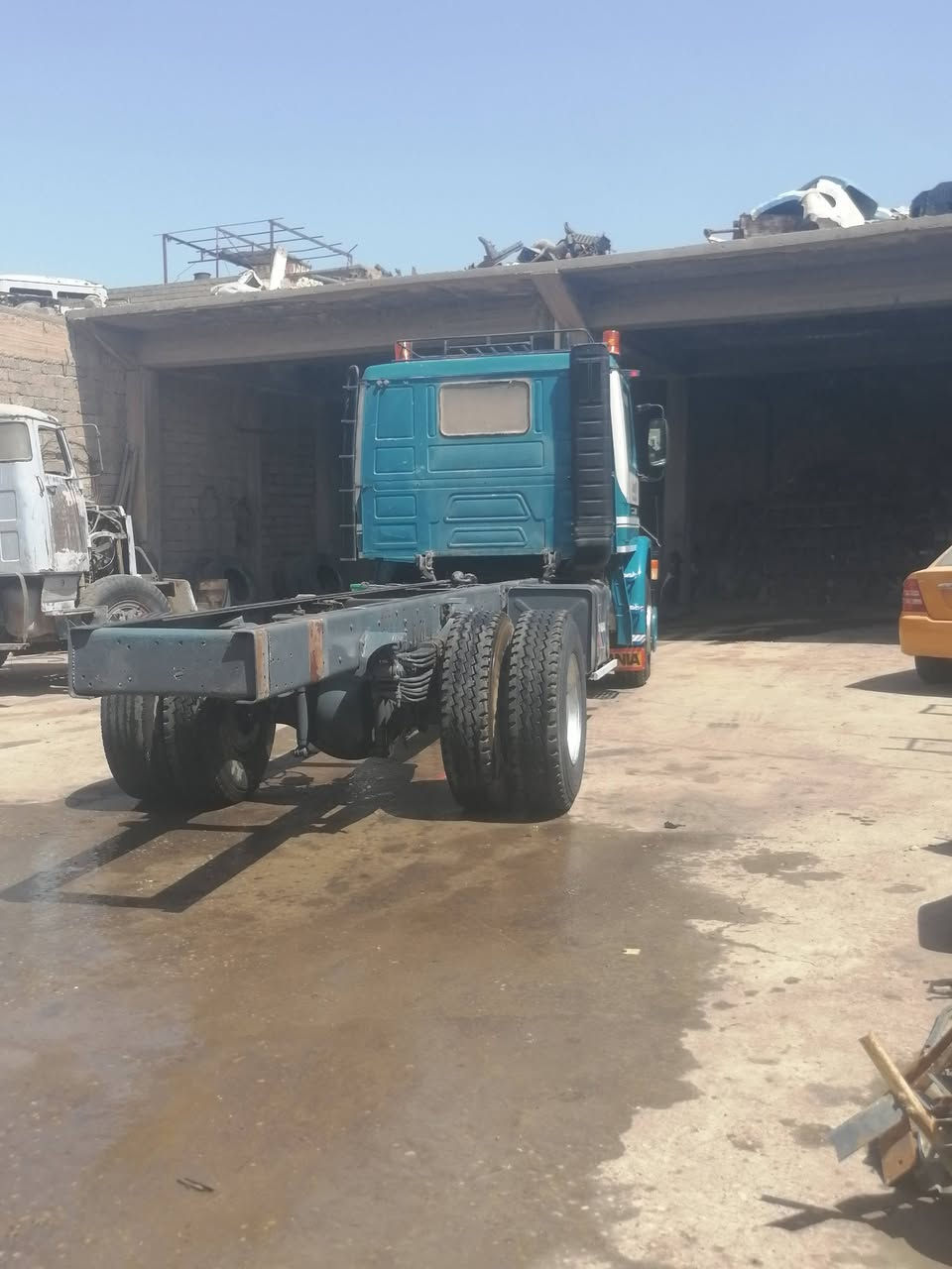 للبيع سكانيا ثنعش ونص لا صرف ولانفخ رقم اربيل مثبته قاطره و مقطوره ***********
