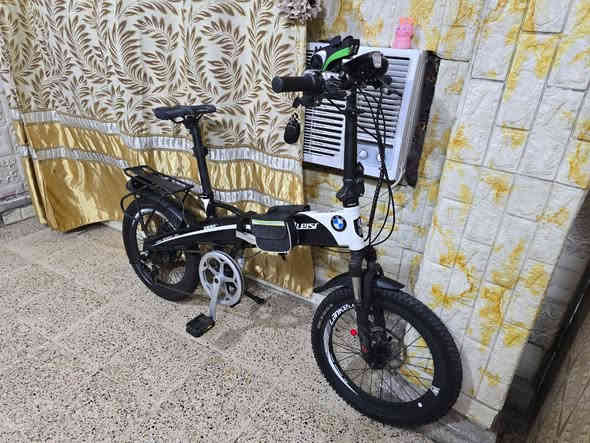 السلام عليكم بايسكل شحن الماني بي ام مواصفات بصمه تشغيل عن بعد نضام سرقات كلش جديد مابي اي نقص بطارية ليثيوم رقمي للتواصل ***********
