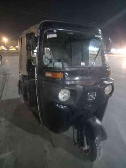 تكتك بجاج ٢٠١٧ مكينه ٢٠ جديده  رقم انكليزي  لوحات ثنين  تكتك خير من الله  ناعمه   كاعيه اصلي شركه مبدله شاصي  نضيف  جاهزه كبل لشارع  جادر صفحه جدد  سعرهه ٣٥٠٠ بيهه مجال بسيط   مكاني العزيزيه واسط  
***********
