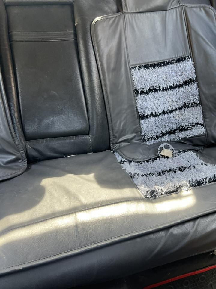 لسلام عليكم مرسيدس غواص  موديل 2005 البيع او مرواس رقم كركوك شرط تحويل محرك 6سلندر كير محرك شرط سياره مكفوله من ضربه بيهه بل باب خلفي شبر صبغ سياره جاهزه من كلشي تبريد ثلج كير محرك تخم تاير ويل كب صدر كفاله  مكان لسياره لأنبار حديثه لاتصال ع رقم 

‭٠٧٨٣ ٢٤٢ ٨٢٠٤‬
