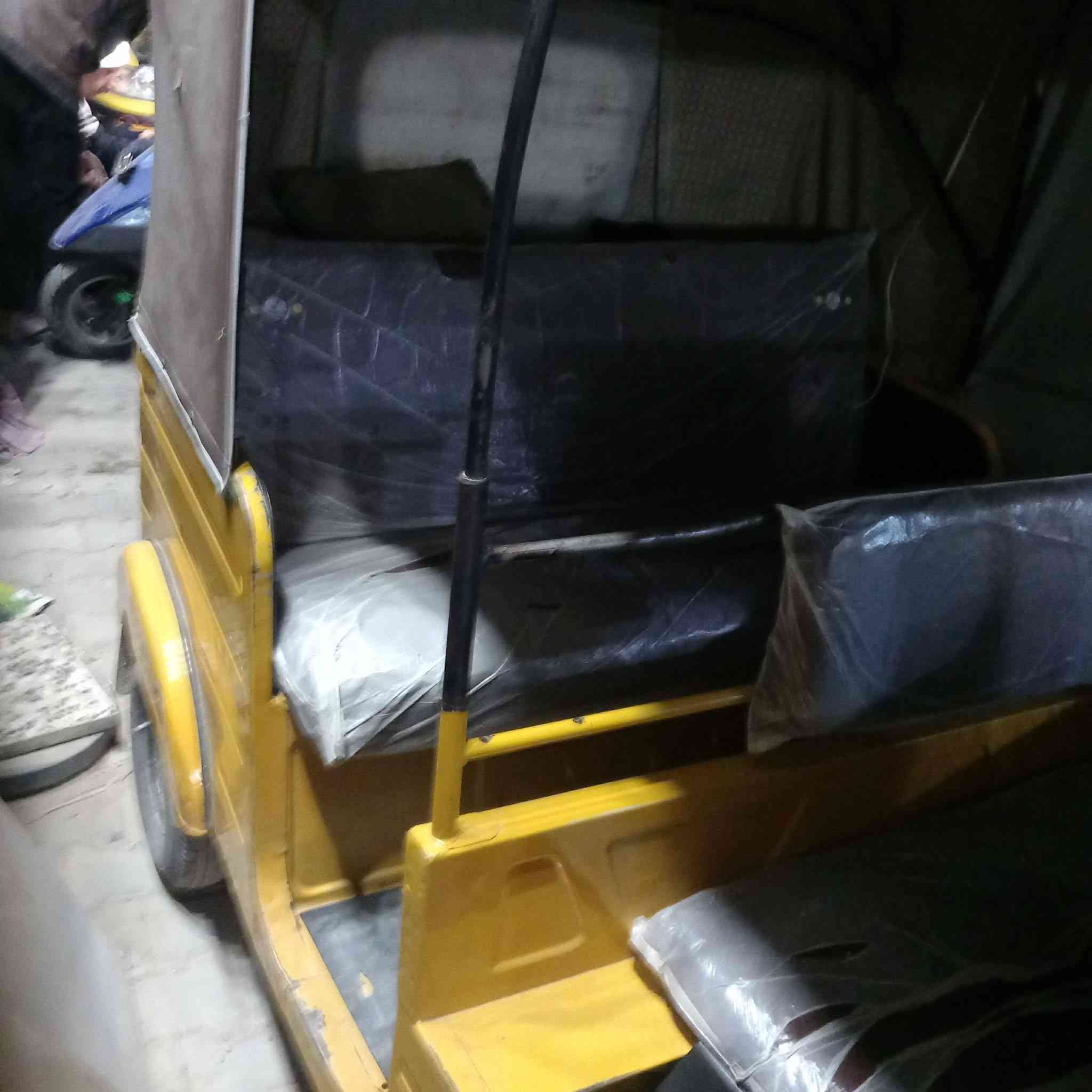 تكتك موديل ١٩ شهر ١٢ بدون ارقام اوراق كامله  فقط المكان بغداد الشعله التواصل واتساب ***********
