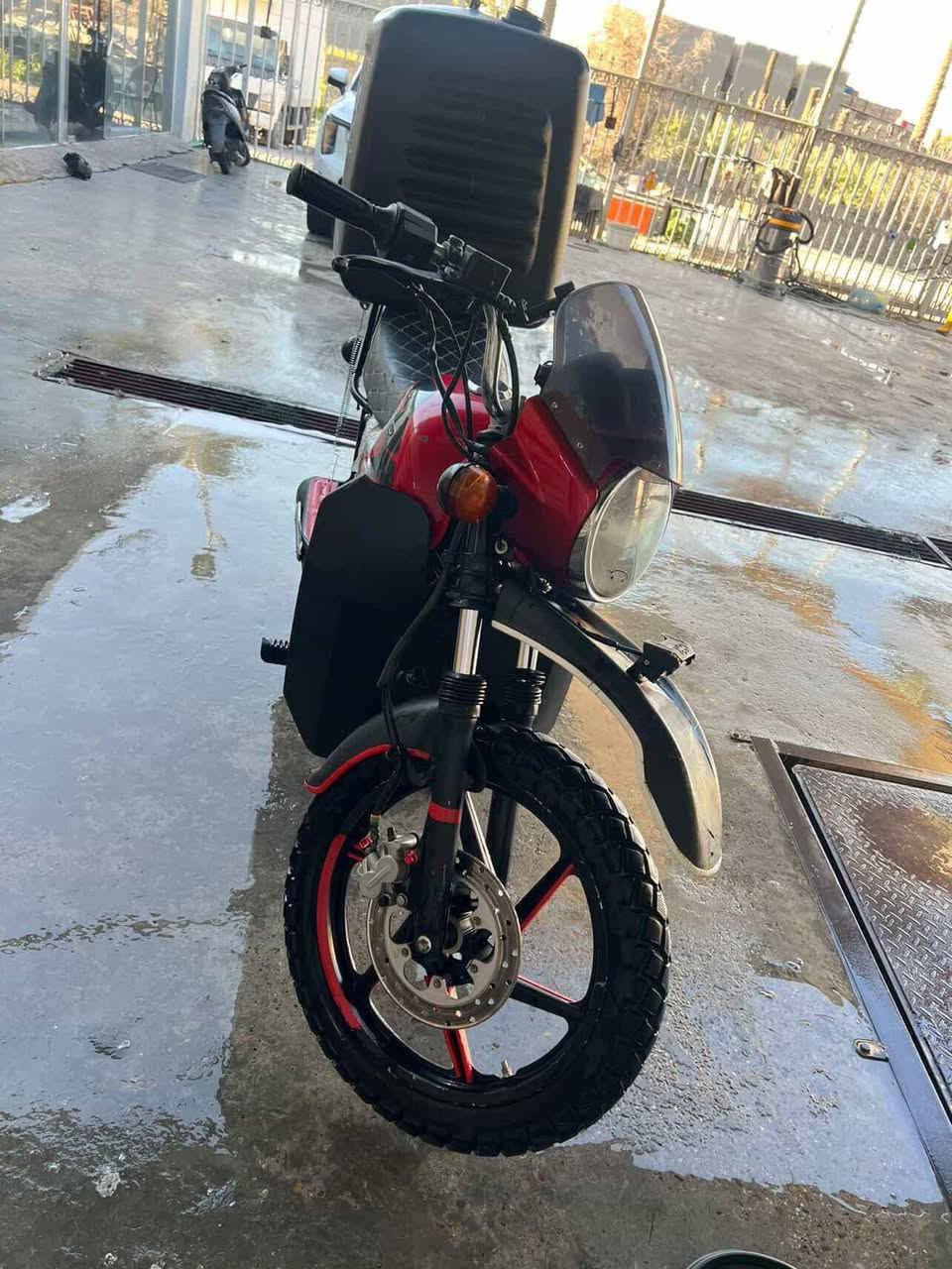 سلام عليكم دراجه بوكسر جبلي موديل 2021نضافه شوفت عينك كير ومكينه مكفولات فقط بين عواج خفيف كلش بل ماشه ول زنجيل بي رخاوه باقي مكفول عنوان بغداد تقاطع صليخ رقم الهاتف‏‪***********‬‏ واتساب فقط سعر ٩٠٠وبيه مجال حك الجيه
