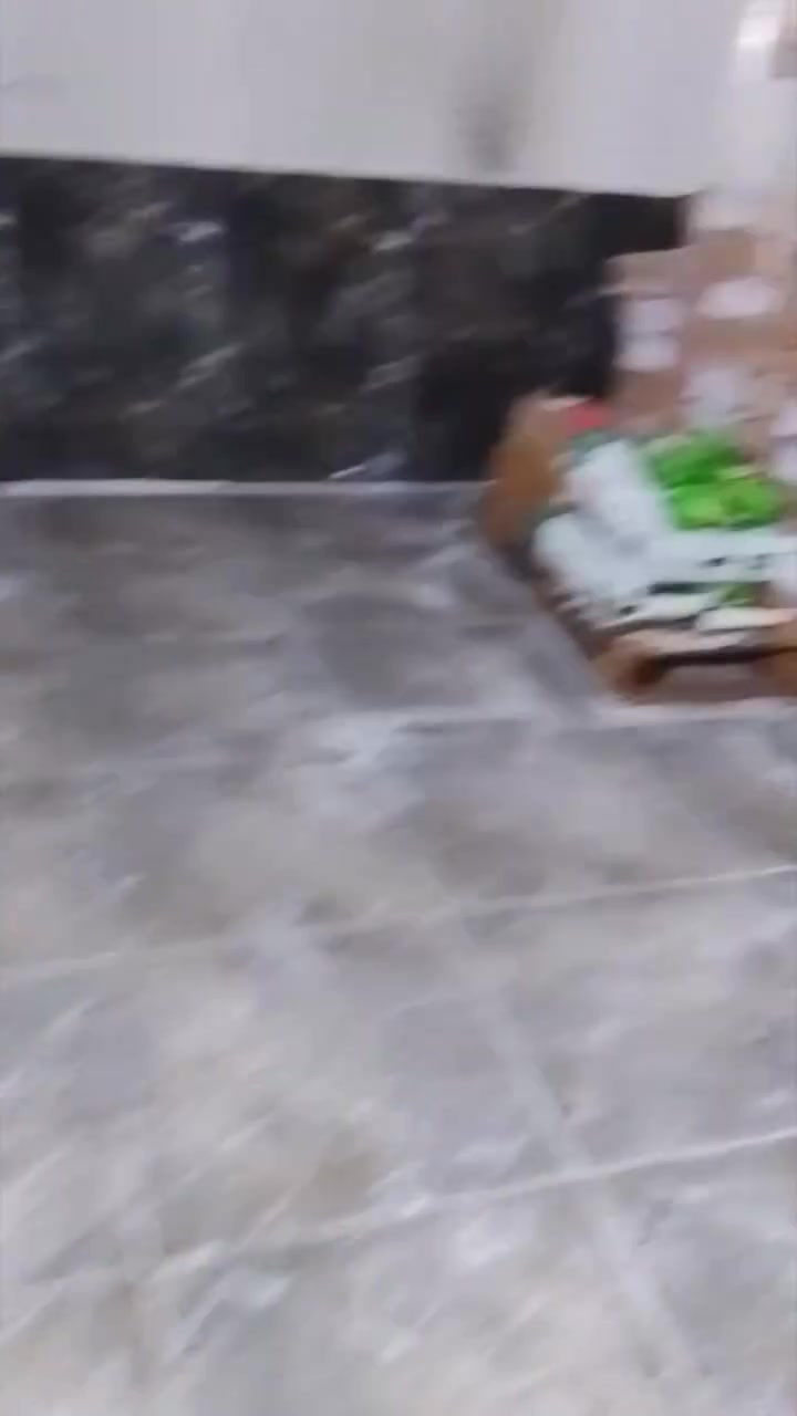 اليوم عملنه تطبيك ارضيه ولوح بشارع 60 مطعم ابوطيبه كرسته وعمل في بابل


**إذا كنت صاحب هذا الإعلان وتريد حذفه لأي سبب، رجاءا أرسل رسالة إلى الدعم الفني**