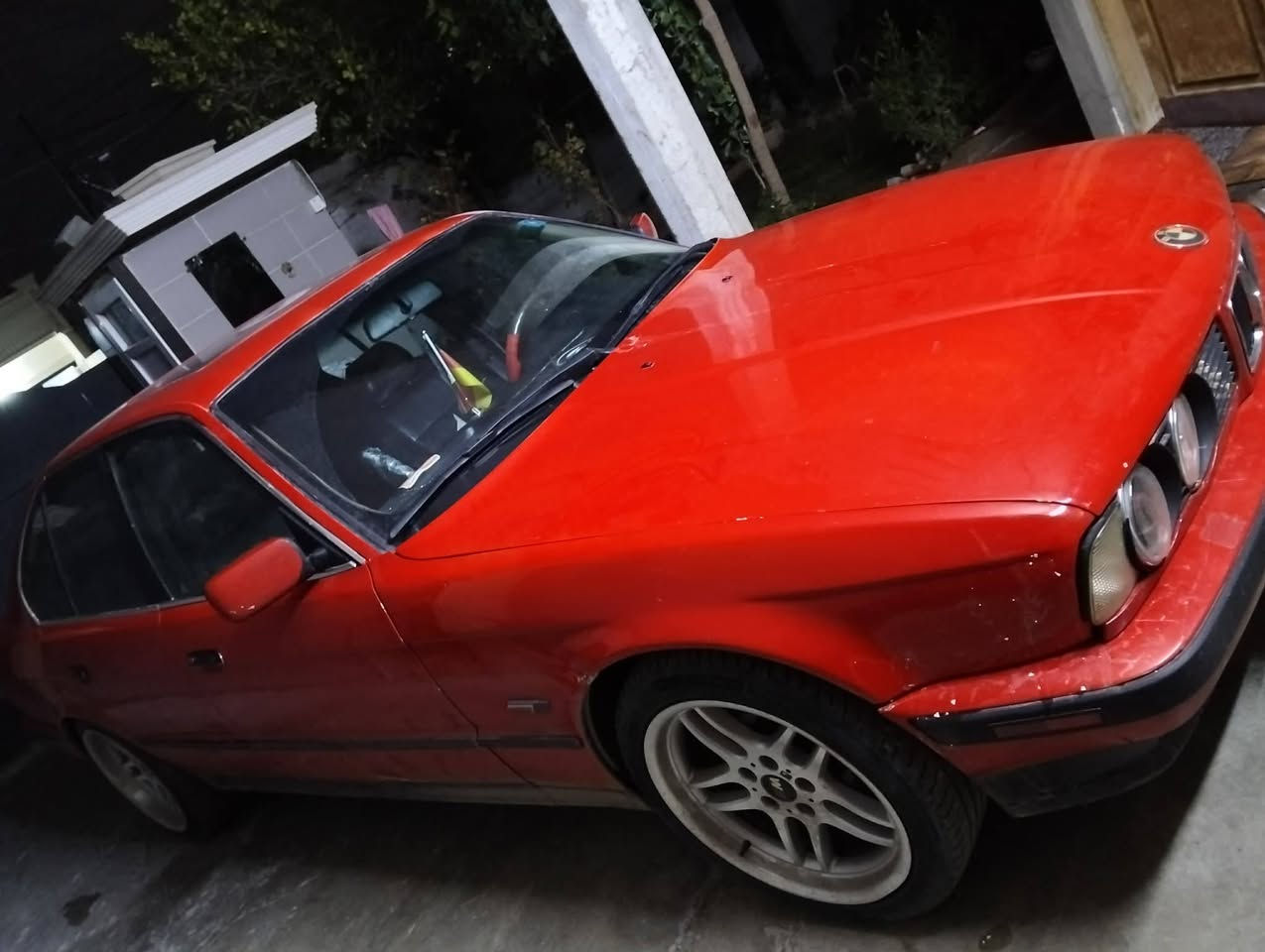 بي ام موديل 92حجم 525فول فول كير عادي الي يريده يجيني خاص سعره 55او بي مجال ***********هذا رقمي مكان كركوك
