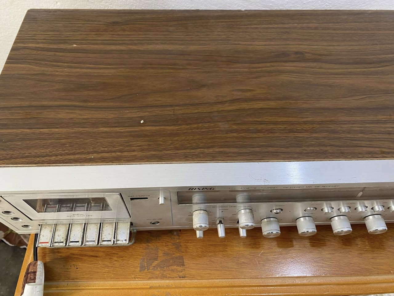 أجهزه كهربائيه شغاله ونظيفات جدا كل قطعه وسعرها لاستفسار ***********
