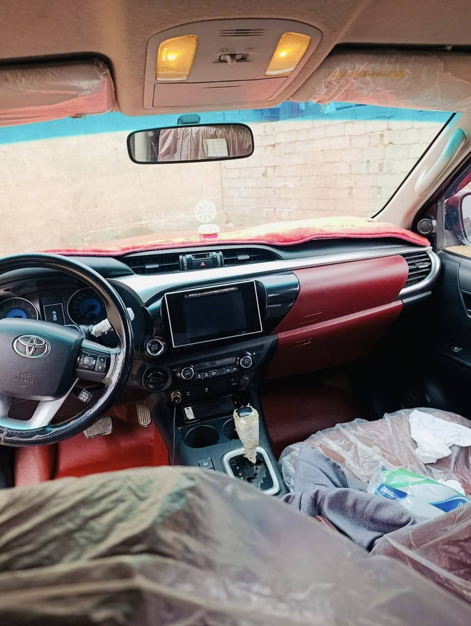 السلام عليكم بيكم تيوته هايلكس ٢٠١٩ تي ارتي كويتي سياره كامل 

مواصفات جديده بمعنى الكلمه ومكفوله كفالة عامه سياره سته سلندر 6

ماشيه 145 الف السعر اتصل *********** 

مكان السياره كربلاء تبريد ثلج قطعتين رقم اربيل تحويل مباشر  تريد وكالة  سياره نصبتها  حلوه تخم تاير
