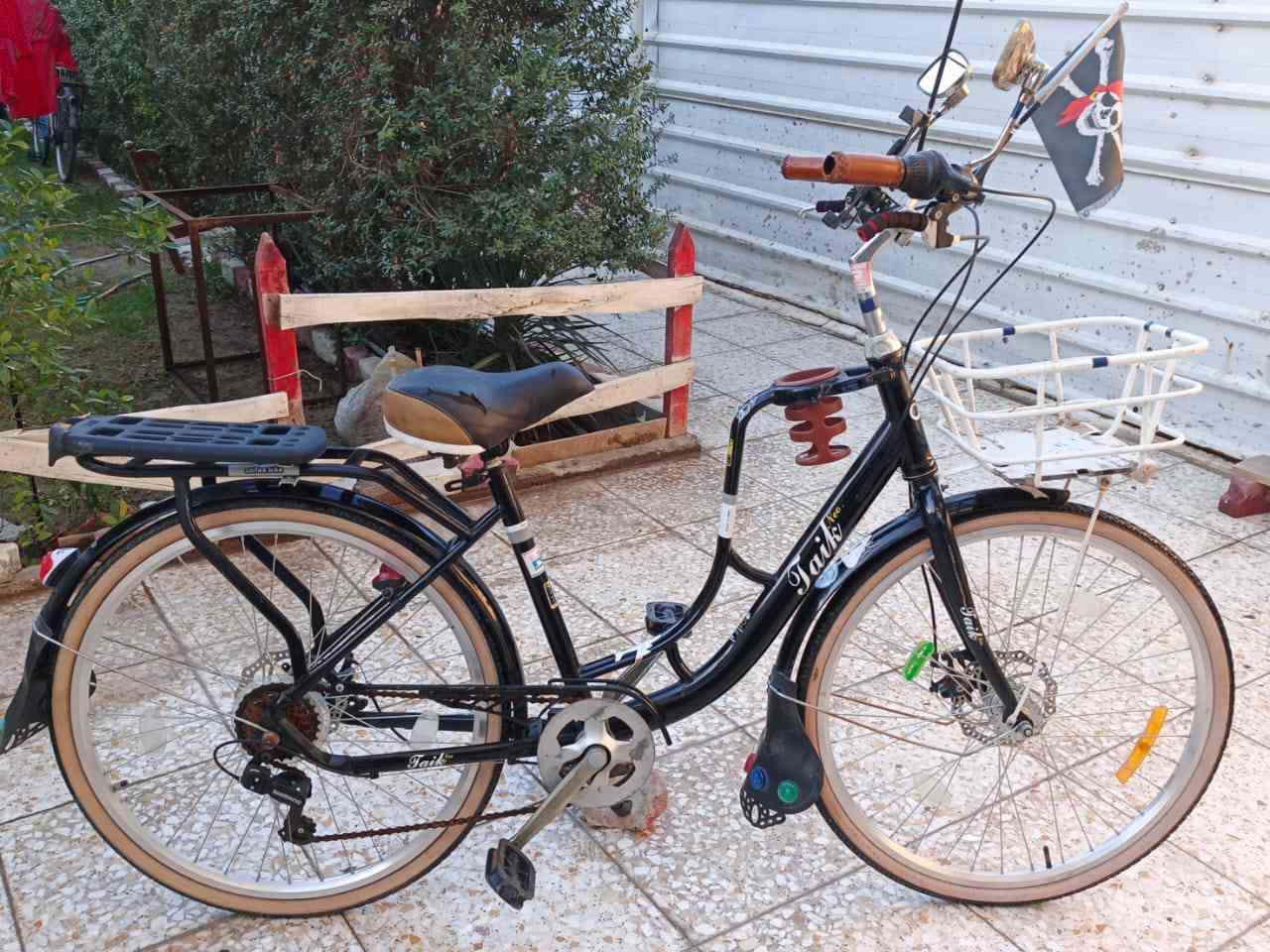 السلام عليكم بايسكل للبيع مواصفات كامله نوع ياباني أصلي بالة ثقيل تكمه 150  العنوان العامريه


**إذا كنت صاحب هذا الإعلان وتريد حذفه لأي سبب، رجاءا أرسل رسالة إلى الدعم الفني**