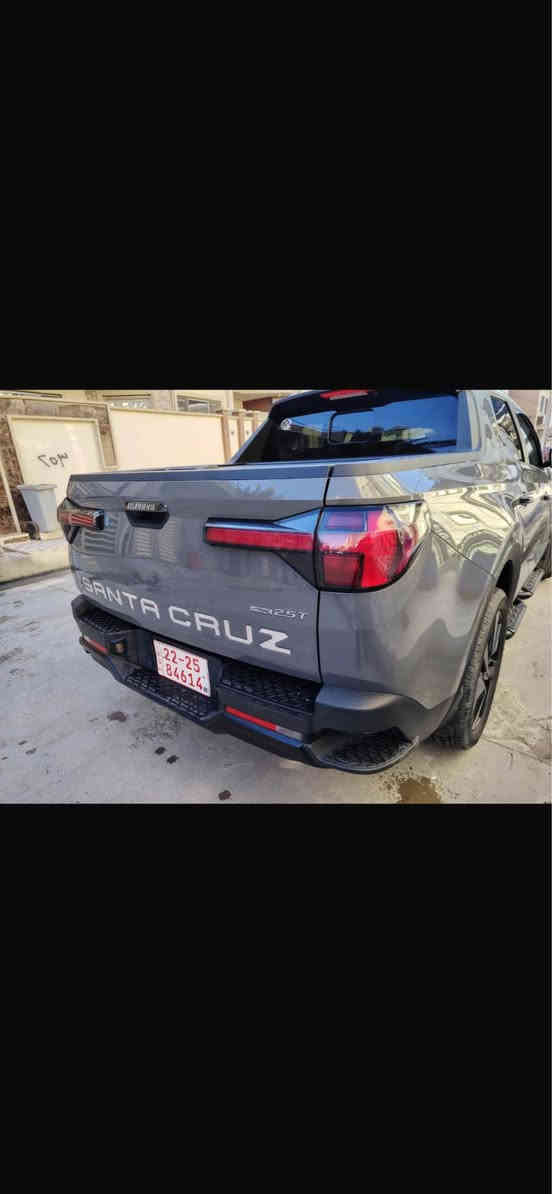 بكب سانتا كروز 2023 جديد داخله للعراق تترقم شمالي فقط
فقط دعامية امامية ومصلحة نفسها 
ماشية ٢٦الف  السيارة كله شرط  بدون صبغ بدون تعديل بدون ارباك موصفات فول محرك 2500 توربو دفع رباعي 4*4 كشنات تدفئة دوسات شاشه اوتو هولد شحن موبايل فتحة سلايت ابواب بصمة تشغيل عن بعد تحديد مسار شاشة رقمية سعر 215 وبيها مجال 
مكانها موصل 
*********** موصل, نينوى
