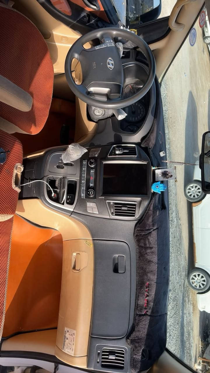 السلام عليكم 
للبيع ستاركس موديل 2017 مفتوح محوره مسكر 
بسمي خط ناصريه كربلاء مصفره 
سياره جاهزه 
مكفوله ماعدا جاملغ الايسر الخلفي بي بارد قليل كلش 
ويلات vip 17 
بك لايت لد 
السعر 220
مكان ناصريه مركز 

‭***********‬
