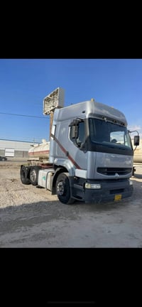 للبيع رينو 2000 سنكل بلادي محرك ٤٠٠ بم ونوزل بلادي كير حصيره  كير ومحر...