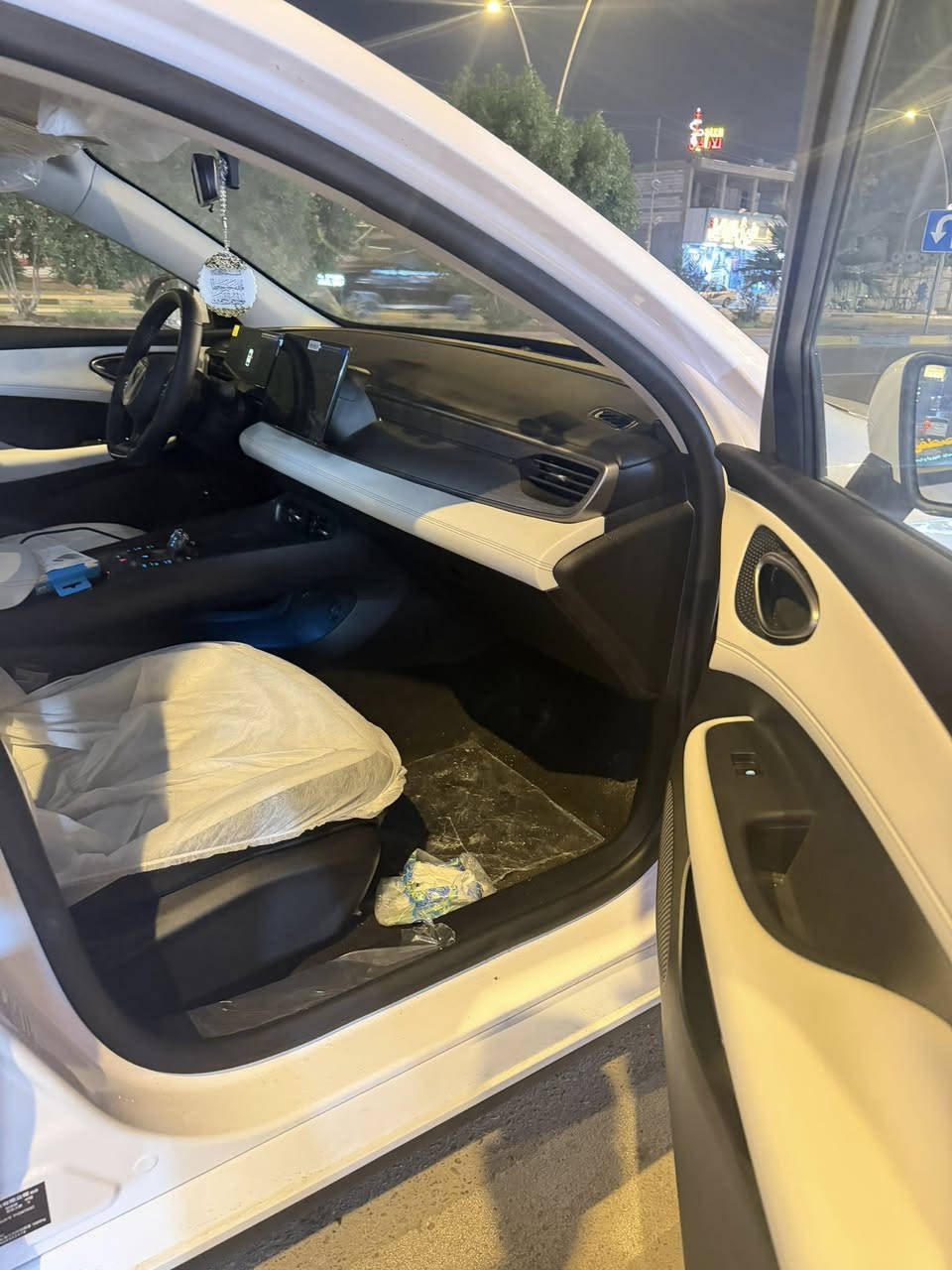 Byd sel 5
2025

سياره باسمي جديده مكفوله من كلشي كامله حتئ سبير مشتري اله عده كامله مكاني البصره الوفود 

سعر 19000

 بيه مجال 

رقمي /***********

اتصل بلخدمه

رقم بصره
