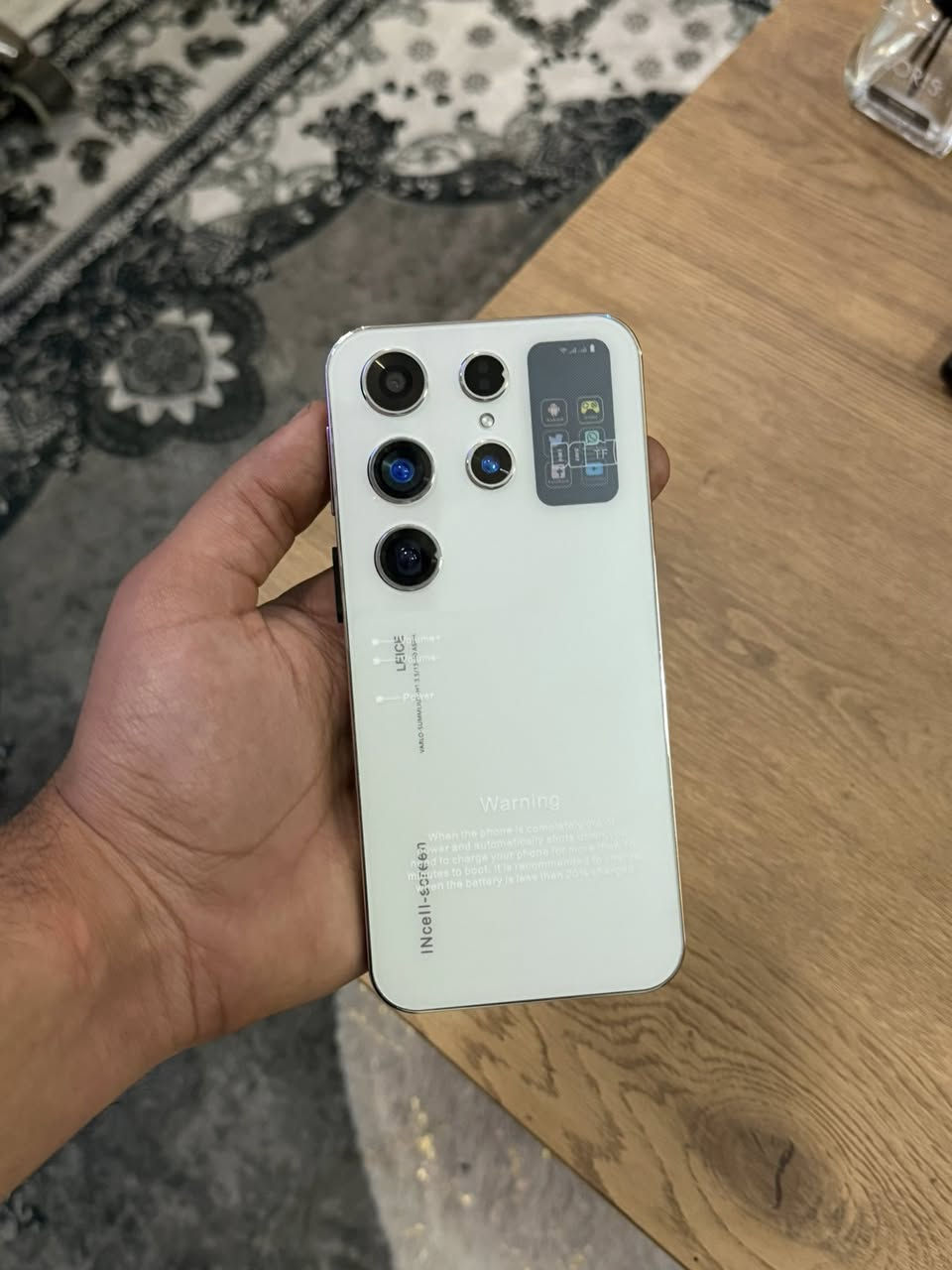 تلفون S24 Ultra
الذاكرة 1 تيرة 

العشوائية 16

الشحن تايبسي 

جديد غير مستخدم 

يجي ويا قلم وشاحن وسماعة وكفر حماية

السعر 150 الف 

***********
