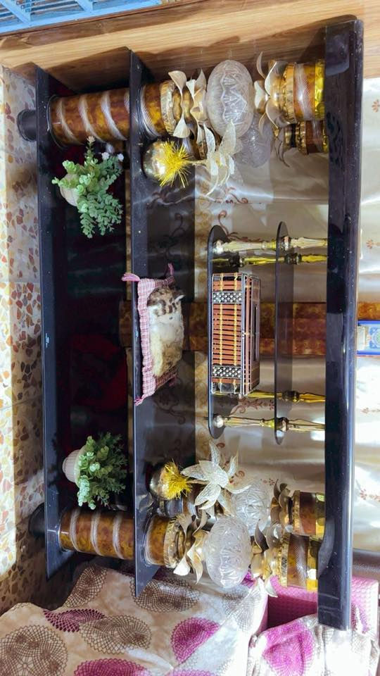 ميز بلازما للبيع نضيف جدا وشكله كُلش حلو ميز تلفزيون للبيع حجم كبير
للبيع السعر 75 الف وبيه مجال قليل كُلش للشراي

***********
