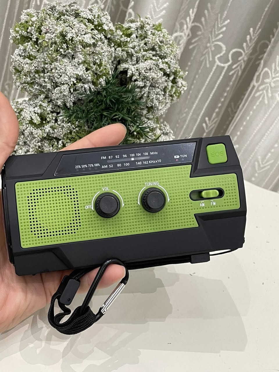 بعد اذن الادمن
راديو بهذا الشكل
موجة AM و FM
متعدد مصادر الشحن
سحب قوي 
مصابيح انارة
بوربانك لشحن الموبايل

للاستفسار و التواصل على الخاص
متوفر توصيل لجميع محافظات العراق


**إذا كنت صاحب هذا الإعلان وتريد حذفه لأي سبب، رجاءا أرسل رسالة إلى الدعم الفني**