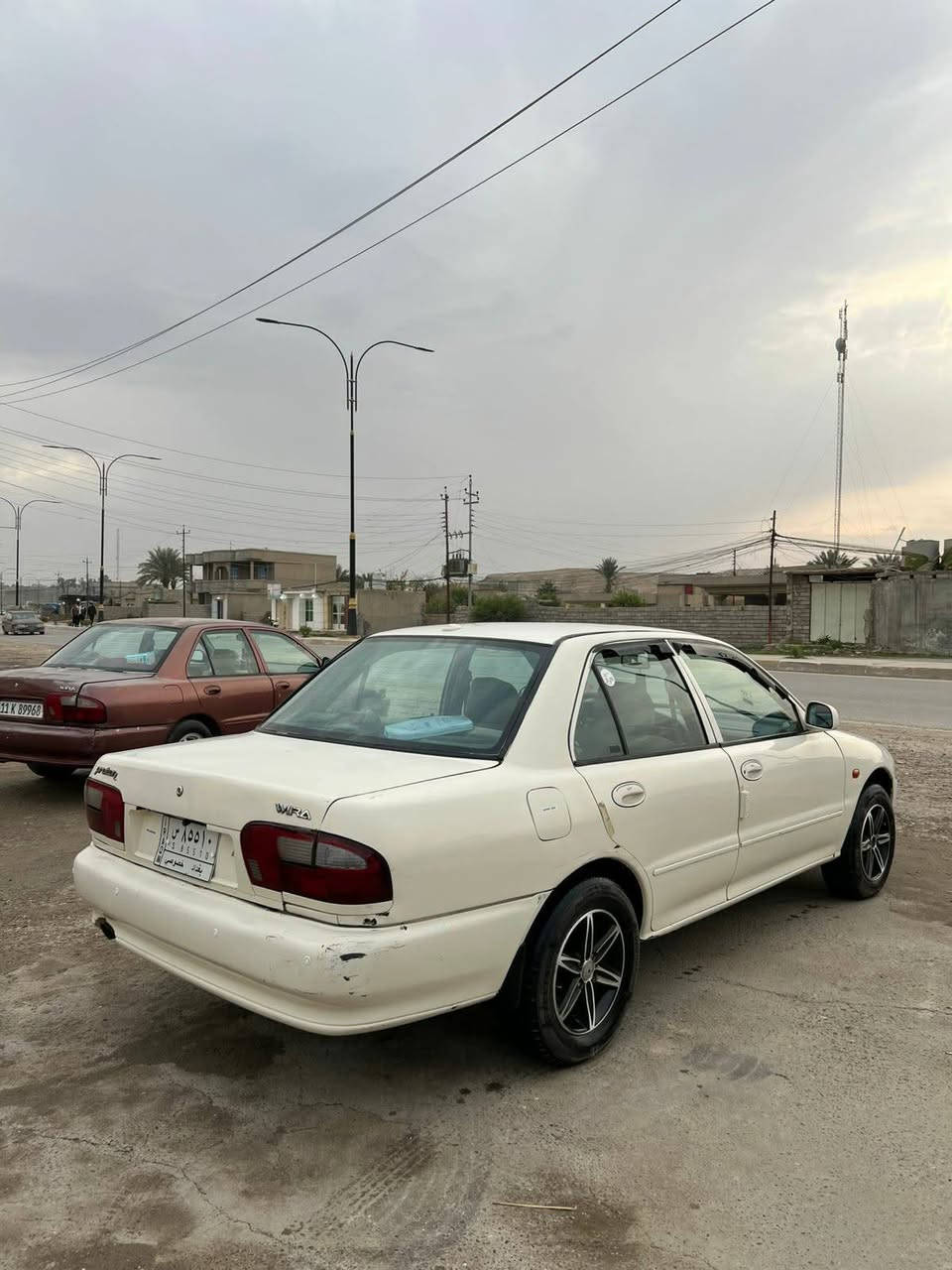 السلام عليكم
بروتون 2005

رقم ألماني ل27 شرط التحويل 

‏أوتوماتيك 

‏گير جديد مال گصه

‏محرك معمر جديد

‏صدر جديد

‏تواير الأمامي جديد ، الخلفي نص عمر 

‏شاشه كاميرا خلفيه 

‏حساسات

‏سنتر لوك

السعر 48 

المكان الشركاط الخضرانيه

للتواصل على الواتساب ***********
