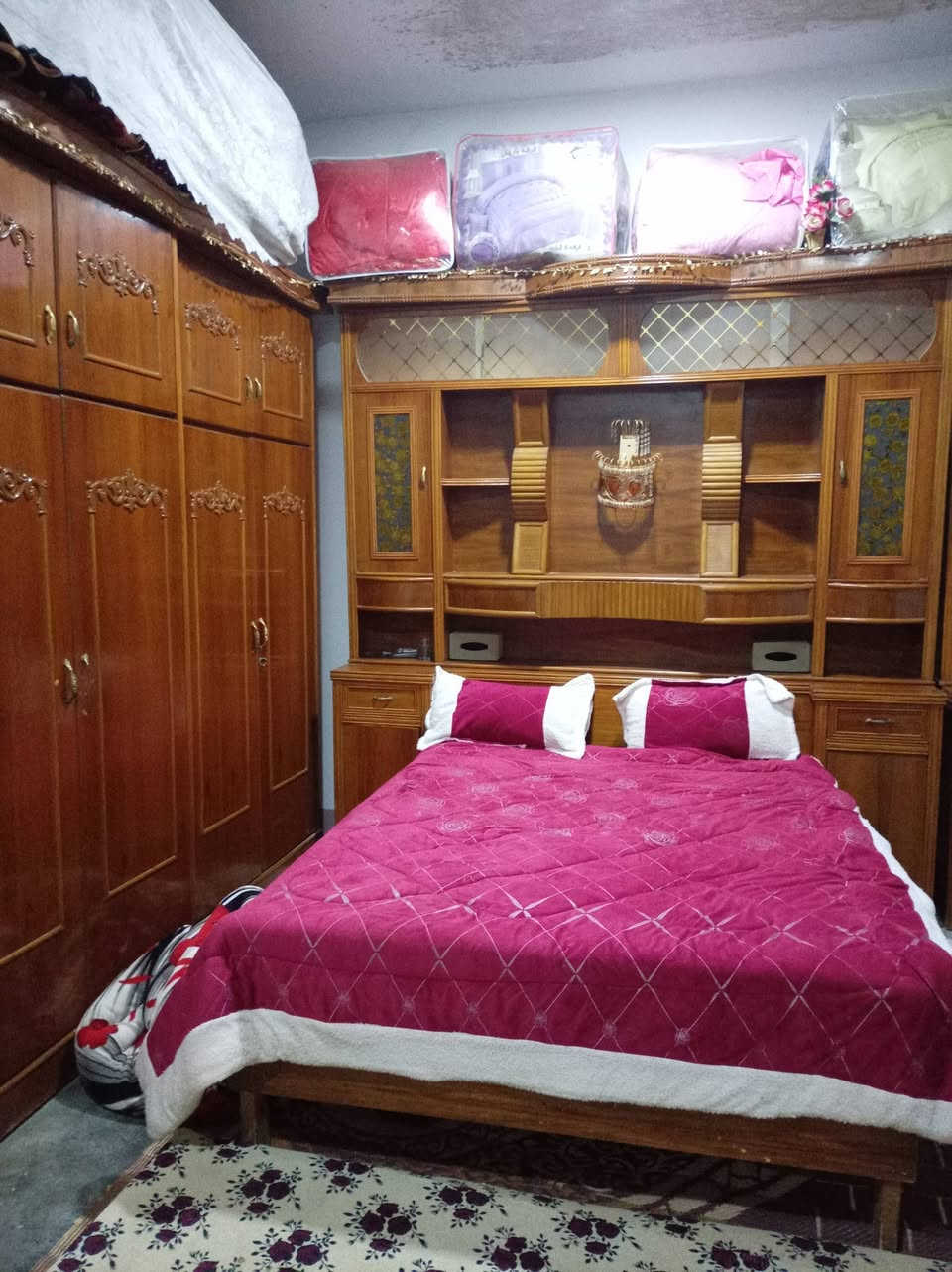 غرفه مستخدمه للبيع فول نضيف السعر مليون و250 الاستفسار عل رقم ***********
