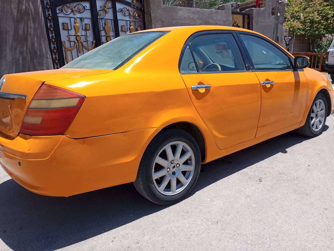 جلي موبل مكينه وكير كورله 1800 رقم انكليزي باسمي مصفره هيئه وغرامات تحويل ثاني يوم السعر 35 وبيها مجال مكانها الفظليه
***********

