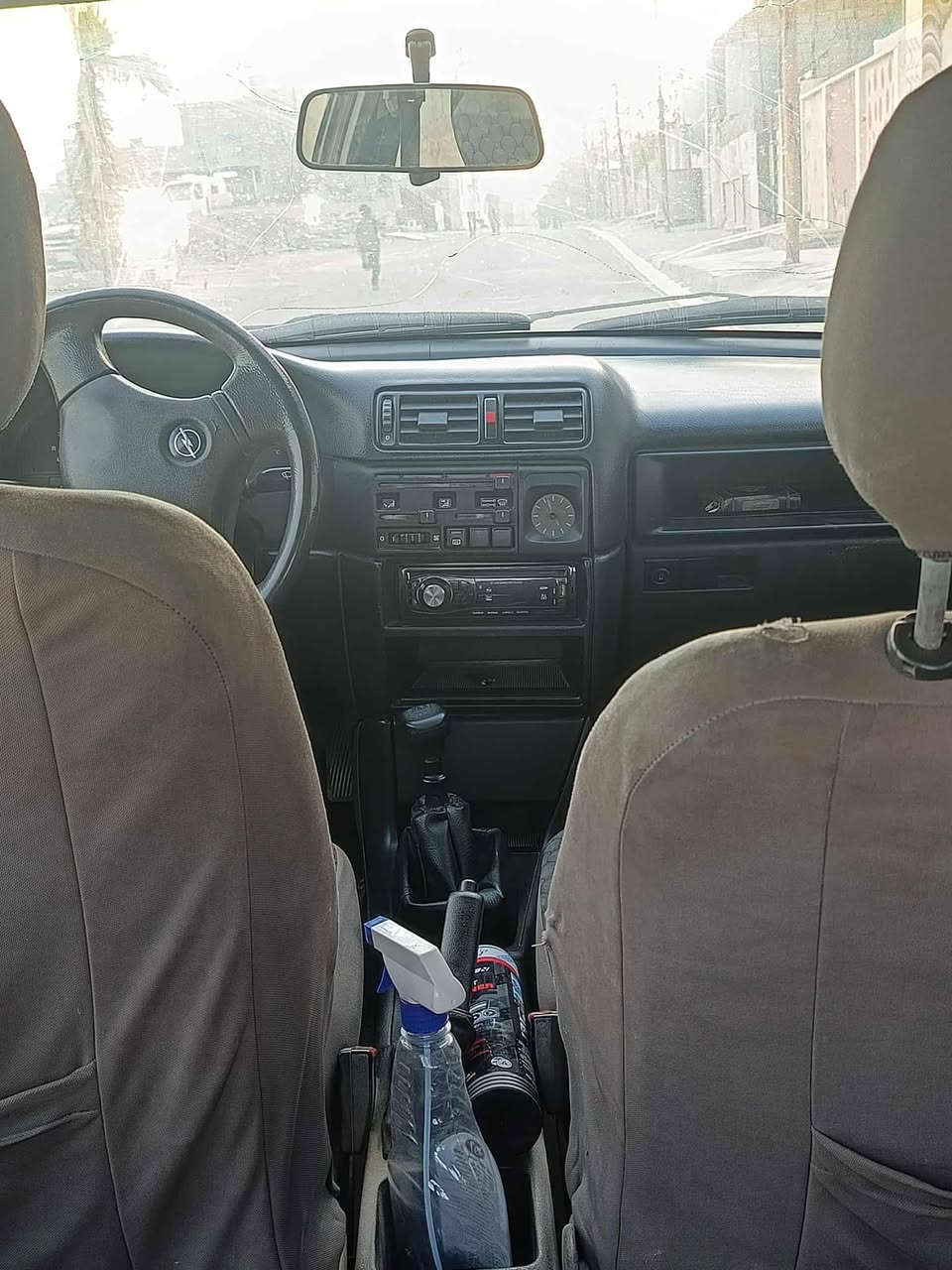 فكتراه حجم 18 محرك شرط موديل 91 بدون صبغ  كولها علا وضع الشركه سياره بلاديه سنويه خضره كابون بيها شرط التحويل  شري اتصل ***********
