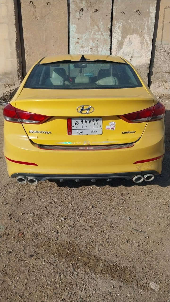النترا 17 امريكي لون اصفر اجره  فول بصمه فتحه سقف رادار خلفي كشنات تدفئه شاشه ايباد بصمه تشغيل وهواي بيها مواصفات بعد الفول معروفه بموصفاتها سعرها 110 وبيها مجال مكاني بغداد العامريه  اتصل وتعال كلبها وتدلل ***********
