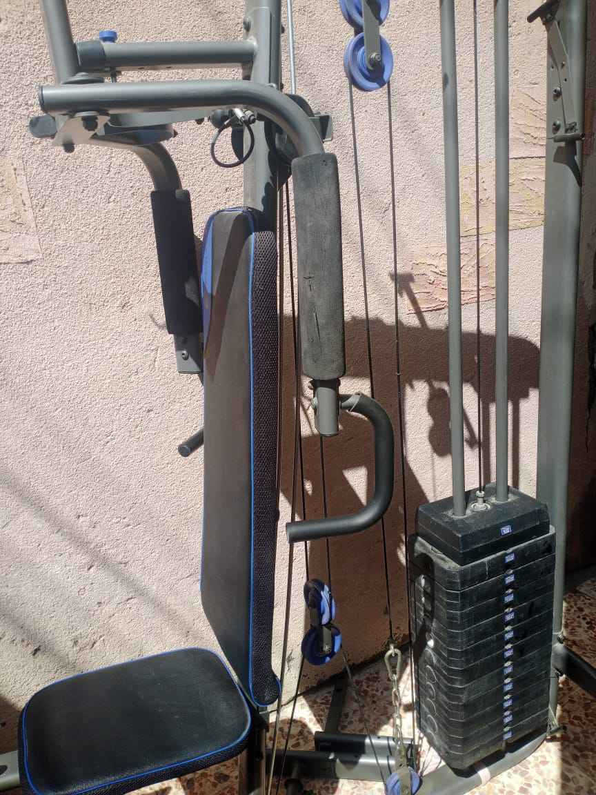 للبيع جهاز رياضي فراشه كامل نظيف جدآ 
سعر مناسب والشراي يدلل 250 الف فقط 
مكاني البصره الهارثه كرمة علي الناحيه
*********** البصرة, العراق
