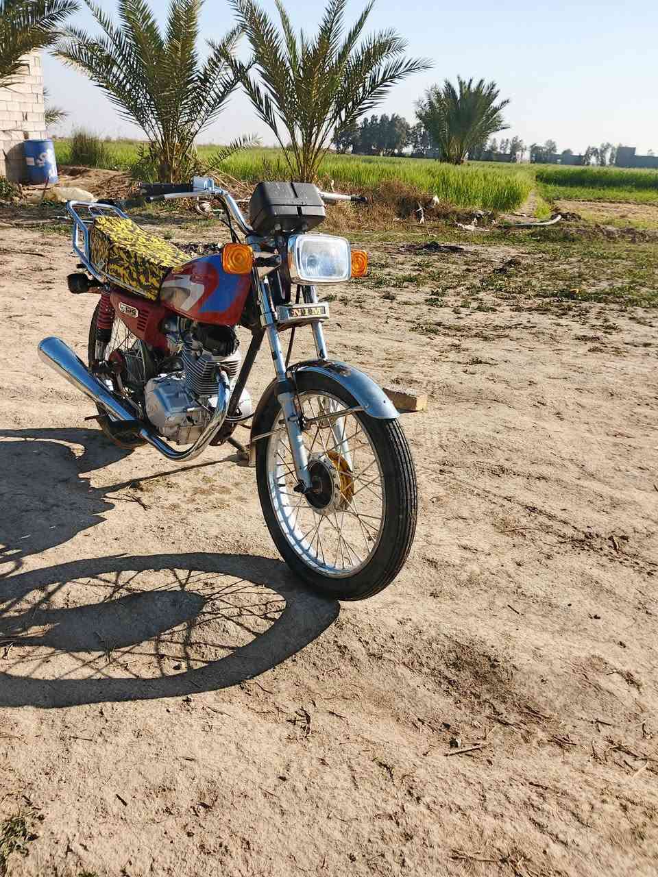 السلام عليكم نامة گلك موديل 20 مكينه بجيس  كهربائيات كاملة من الجاملغ للجاملغ شلعة ونعومة شرط 
السعر 350وبيها مجال بسيط 
المكان الهلال 
‏‪***********‬‏
