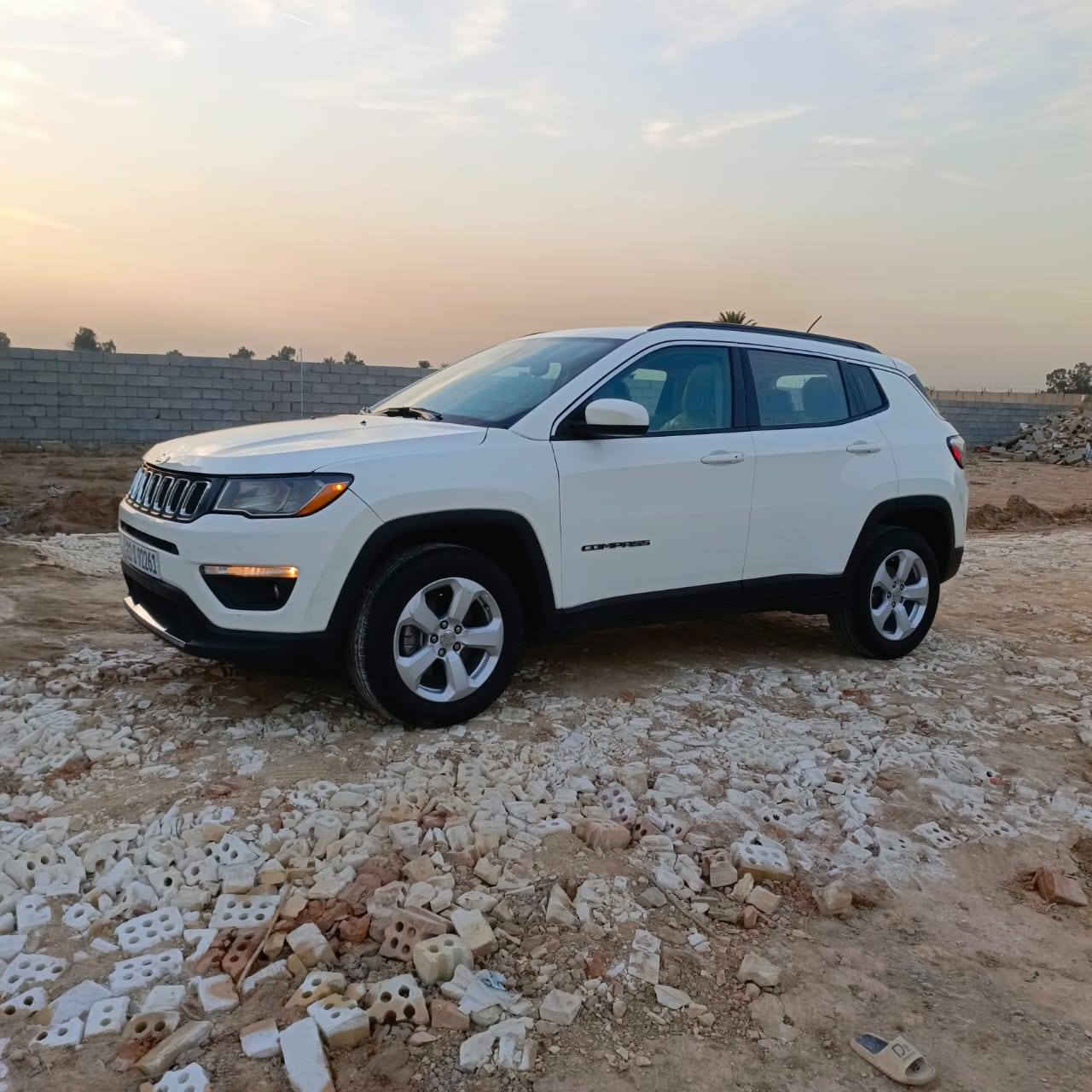 البيع فقط بل اقساط المشتري فقط من سكنة بغداد 

المقدمه ٦٥ ورقه.   القسط الشهري ٣٠٠ دولار ///٣ اوراق

جيب كومباس موديل 2020 وارد أمريكي حادثهه فقط جاملق و بنيد بدون دواخل باقي السياره كلهه ليبل واحد 

حجم المكينه 2400 تنفس طبيعي المرغوب 4 سلندر اقتصادي 

كير مكينه مكفول صدر أمامي و خلفي جديد تخم تاير جديد تدفئة و تبريد ثلج ماشيه 60 كم     تبريد قطعتين 

المواصفات فوول مواصفات للاخير 1/1

تحكم ستيرن جهتين ///4X4 فوول ويل ///بصمة تشغيل ///

بصمة أبواب// تشغيل عن بعد ///نقطه عمياء/// إطفاء ذاتي///

 سايد بريك بصمه/// سلايد روف بنروما ///كشنات جلد حار و بارد

 حاكيه تليفون///  ثلاث انضمه قياده/// مثبت سرعه/// مانع انزلاق

 نضام سبورت/// نضام ايكو/// حساسات خلفيه ///كامره دواره

 كروز سرعه/// شاشه كبيره لمس///داخل لونين//

وبعد بيهه اهواي مواصفات 

السياره بسمي رقم بغداد الجديد هزه جديده السنويه ل 2030

العنوان بغداد الرستميه 

للإستفسار ***********اتصل.          ***********
