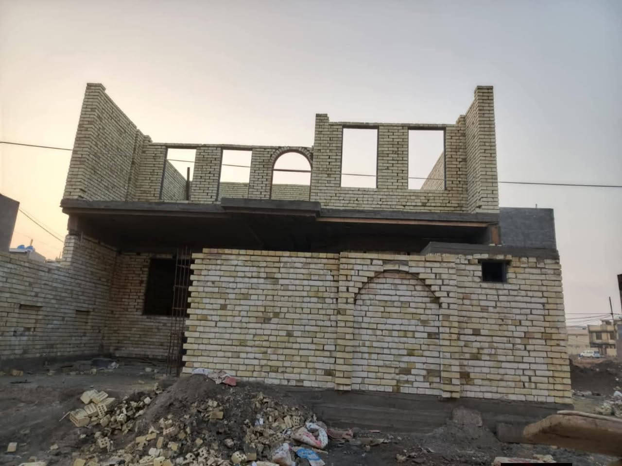 خلفه بناء متفرغ بناء شغل دراجه اولى اشتغل على دبل وعل قطعي وعل يومي ولتزم بمواعيد وشرط شغل دراجه اولى مع تنضيف مواقع بل يرضه بي الله وأو بيت تواصل واتساب ***********
