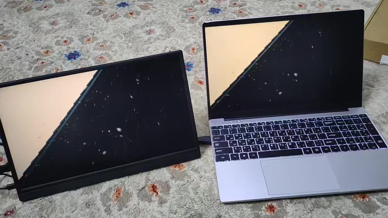 شاشة مونيتر قياس ١٦ انج
قطعتين ب ١٣٥ الف


**إذا كنت صاحب هذا الإعلان وتريد حذفه لأي سبب، رجاءا أرسل رسالة إلى الدعم الفني**