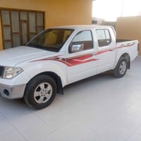 نيسان نيفارا • ٢٠١٤ • صالون
