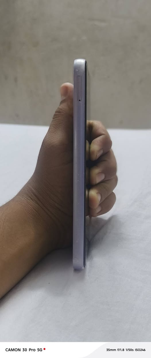 سلام عليكم
جهاز a14 

للبيع ذاكره 64

والجهاز مكفول كفاله عامه 

ولا داخل تصليح 

وجهاز نظيف يرهم مراوس ويرهم بيع 

السعر ١٢٥
مكاني بغداد البلديان الاستفسار ***********
وبي مجال واذا مراوس ويا جهاز
