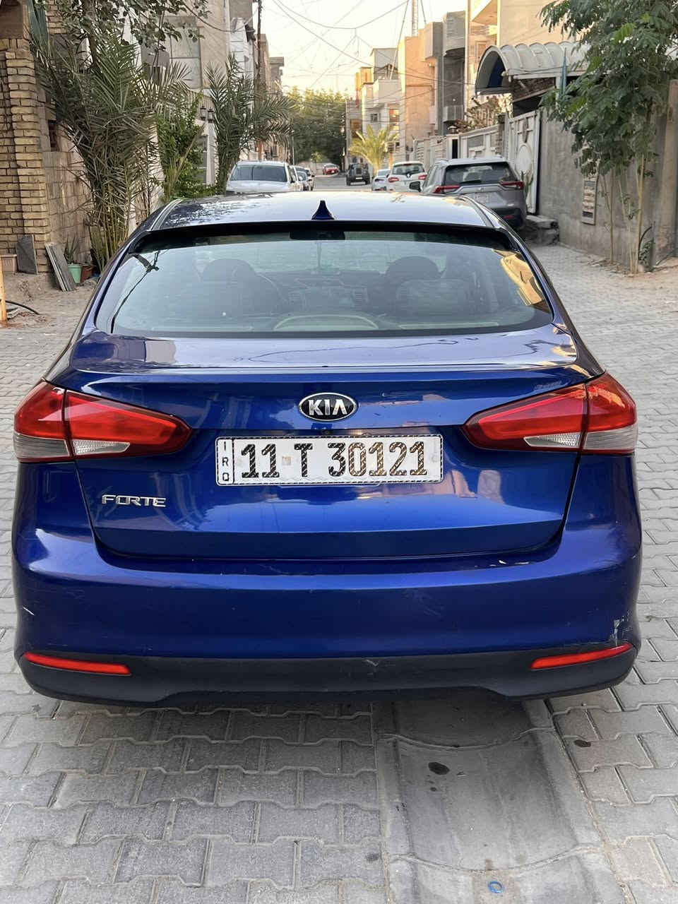 سلام عليكم 😍
فورتي 17 امريكي للبيع لون ازرق رقم انكليزي بغداد باسمي سنويتها لل29😎 شوكت متريد احولك 🥰

محرك 2000 دوش مكفول كفاله عامه 
كير محرك كله  وتبريد  مكفول

ضربتها  بنيد  وجاملغ عكس سايق   ثنيهن مصبوغات
جاملغ سايق مفتوح وبي بارد شويا☺️ بيبان بيها شخوط  يعني يحتاجلها بوليش ترجع تخبل
بيها ضربه خفيفه بالباب وره صارت عندي جديده 
مواصفات 
كامره خلفيه
انظمه قياده ايكو _ نورمال _ سبورت
 شاشه اعطال 
سياره ماشيه 88 
مثبت سرعه
بيها مواصفات
 
 مسويلها ادامه قبل شهرين كامله وباتري جديد

ودوشمه كراسي جلد دوشمه ارضيه وصندوق مسويلها

منظومه زنون كامله كله لد ابيض 

سعرها 115 ورقه  وبيها مجال بسيط

هذا رقمي *********** وبي واتساب وموجود على ماسنجر
