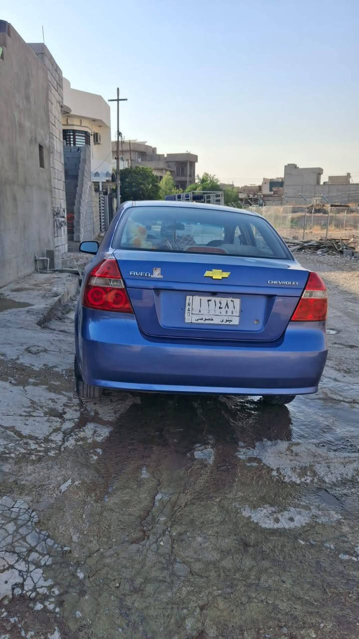 سيارة افيو للبيع شرط قطرة صبغ مابيها .كير عادي  محرك  كير بل شرط  تبريد ثلج . داخل لون بيجي .رقم نينوى تريد وكالة تريد تحويل .السعر 65$ وبيها مجال .مكلف بل نشر .صاحب السيارة .***********.
