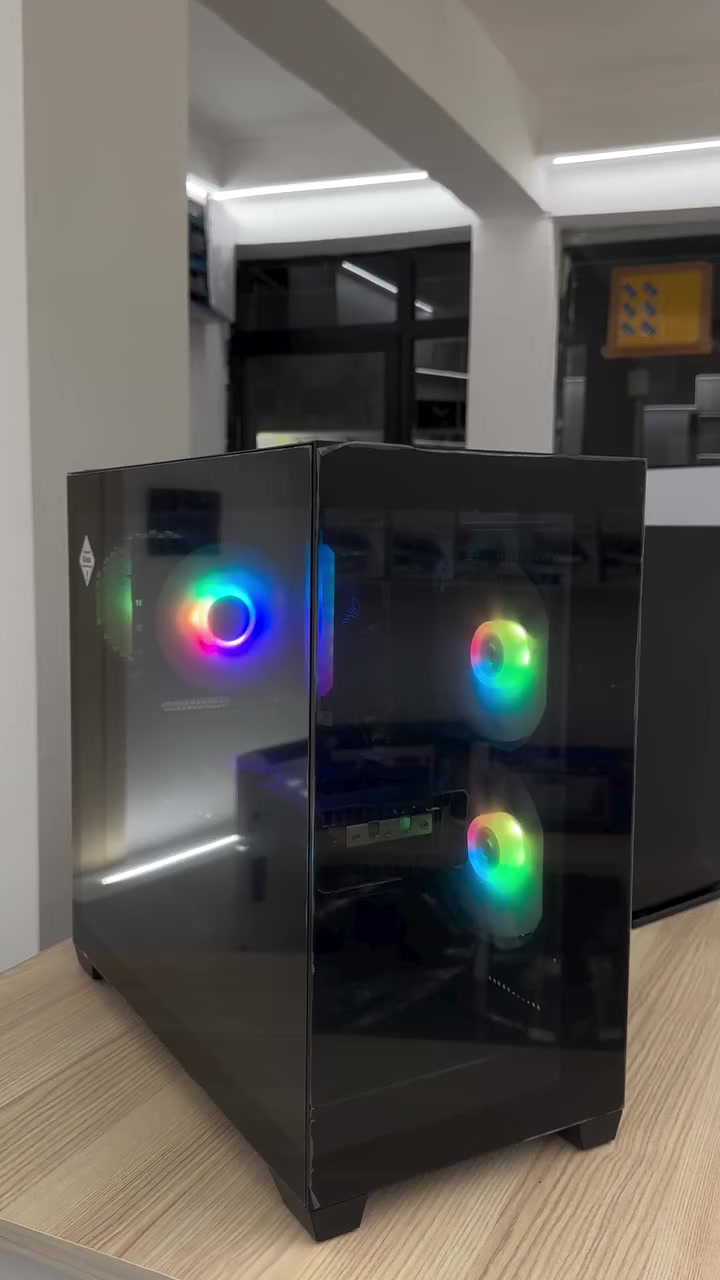 SHEX PC
كل ماتحتاجه لعالم الحاسبات (جملة - ومفرد)
قطع حاسوب 💻 | لابتوب 💻 | طابعات 🖨️
🛠️ صيانة وتصليح احترافية
🎮 تجميعات ألعاب حسب طلبك
🚚 توصيل لجميع المحافظات 
📍دهوك السوق شارع دورة كورك
📩 للطلب والاستفسار
WhatsApp ‪+964 773 416 8767‬

Cpu 5700x
MB B450 gigabyte 
Cooler deepcool ag400
Ram 2x16gb 3600 
Hard 500gb m.2
Gpu rx 6900xt
Psu 850w
Case fsp s340

تجميعة جديدة فقط رامات مستعمل 

1,330,000 IQD


**إذا كنت صاحب هذا الإعلان وتريد حذفه لأي سبب، رجاءا أرسل رسالة إلى الدعم الفني**