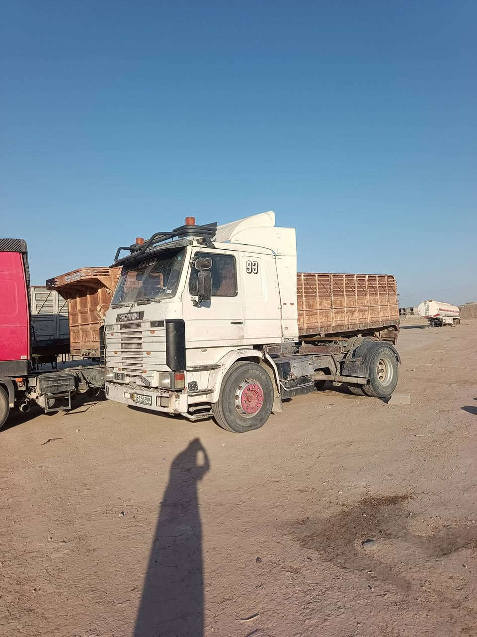 للبيع سكانيا موديل 92 حجم 113 مثبته تانكي بالسنويه كير ومحرك شرط رقم الهاتف ***********
