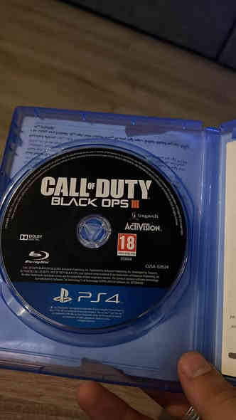 بلي 5 فات للبيع 
عنواني نجف شارع الزهور 
*********** النجف
