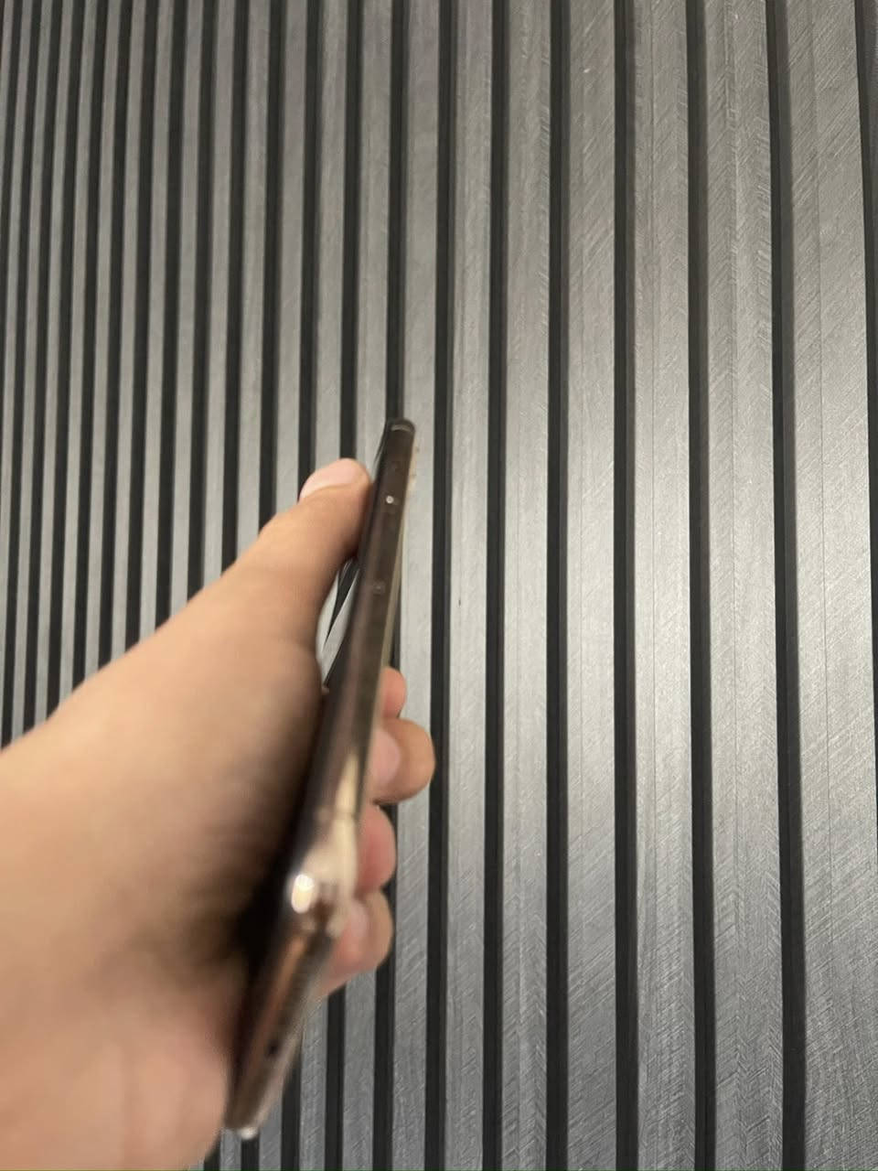 ايفون 11 برو ماكس ذاكره 256 بطاريه 78 بلادد يعني ماكو صرفيه شحن مبدل شاشه اصليه HD نوع GmE مكفول من كل عطل نت اتصال كامرات فيس ايدي مايك كله شغال السعر 325 وبيه مجال ***********
