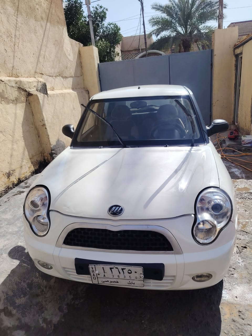 ليفان 320 للبيع
موديل ٢٠١٣
السياره جاهزه
مكان نجف
موبايل ***********
