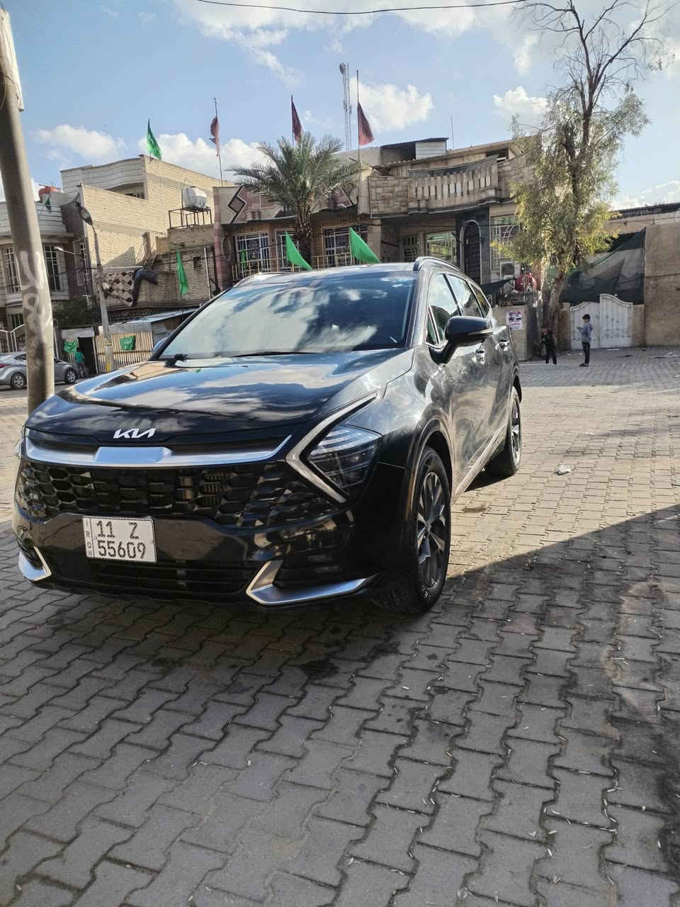 لبيع  مكان بغداد مدينت لصدر سعر 180 ورقه فول موصفات موديل 2023
***********
