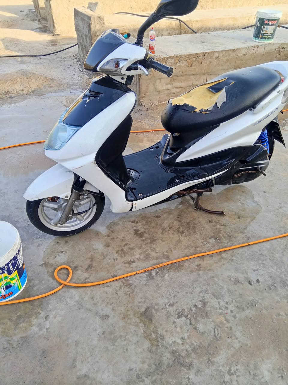 سكنس نوزل جاهزه من كلشي نكره سلف للبيع ***********
