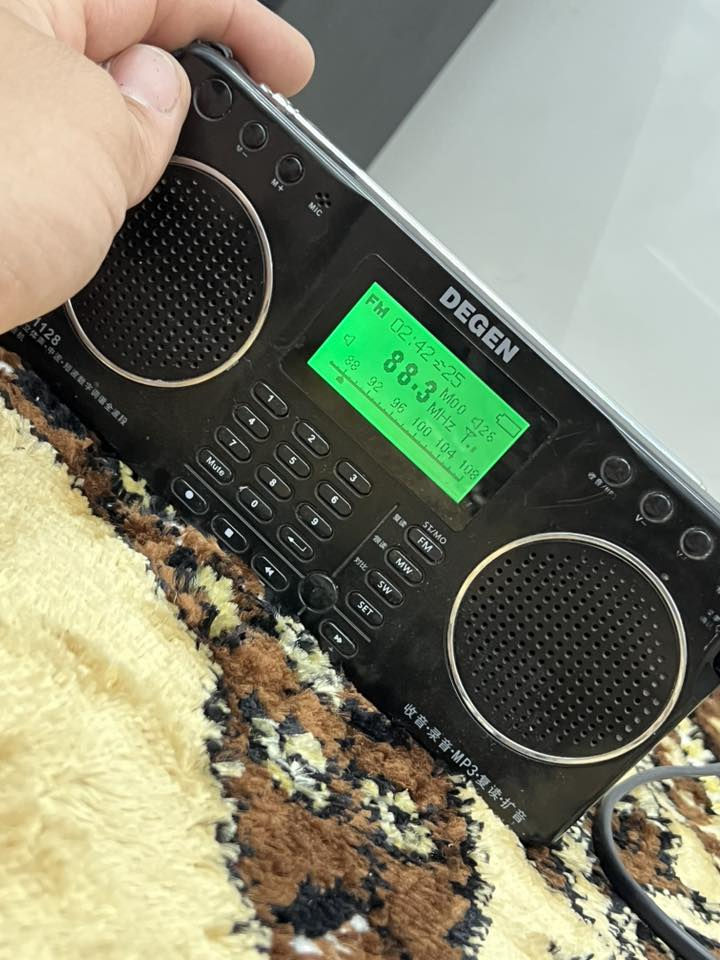 للبيع سعر ٦٠ الف. قفل. صوت راقي جهاز صيني اصلي وليس تجاري ***********
